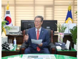 제9대 안동시의회 출범 2년차, 권기익 의장 ‘성숙한 의정활동으로 시민께 보답’ 기사 이미지