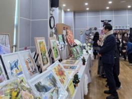 안동시 평생학습관, 2025 하반기 주간교육 수료식 및 작은전시회 개최 기사 이미지