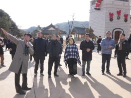 안동시의회, 한국문화테마파크 현장 방문  기사 이미지