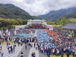 문경시, 시내버스비 무료화로 만든 다양한 효과 “톡톡” 기사 이미지