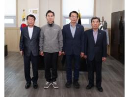 영양군의회, 2025 회계연도 결산검사위원 위촉 기사 이미지