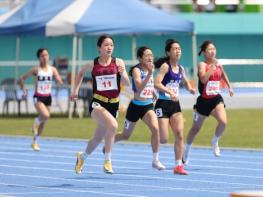 예천군에서 열린「2026 춘계 전국 초·중·고 육상대회」,, 닷새간 열전 마침표 기사 이미지